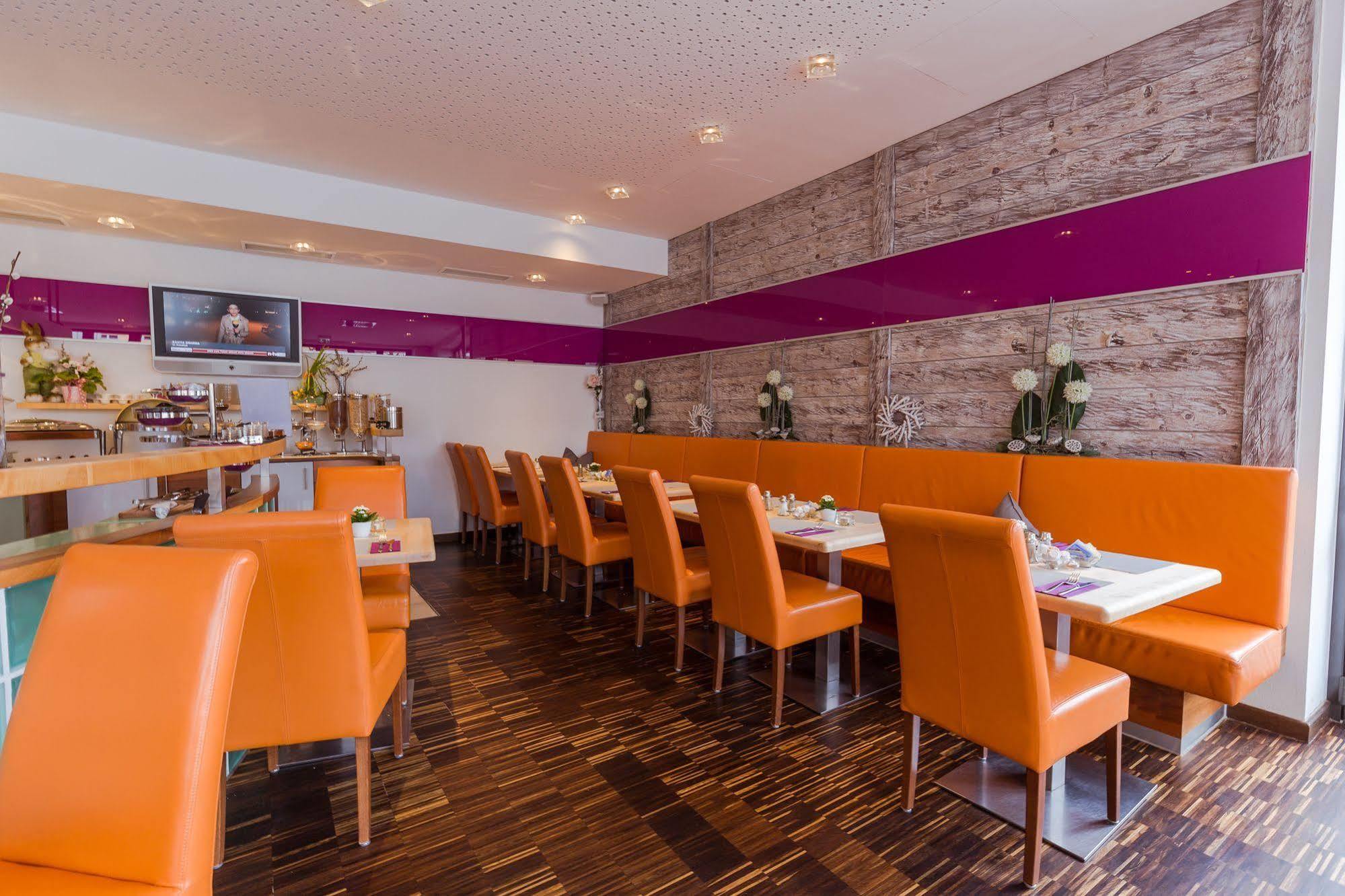 Hotel Arooma 3*