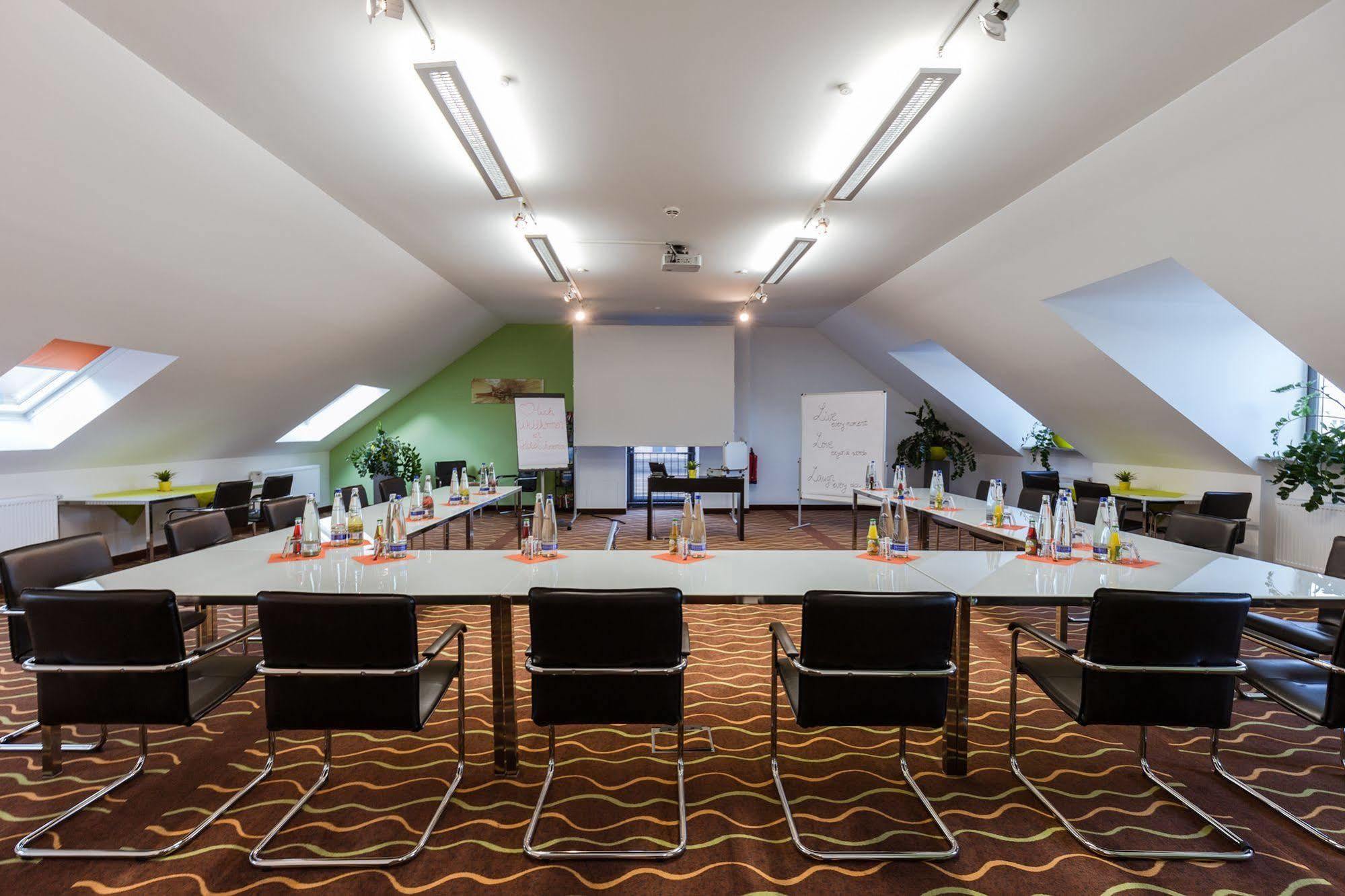Arooma Hotel Erding